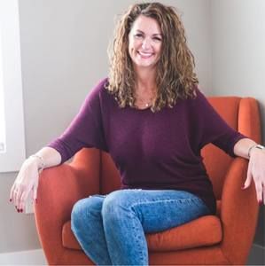 Meet your Posher, Gina